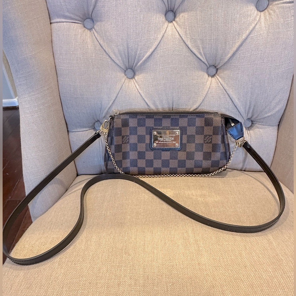 AUTHENTIC LOUIS VUITTON Eva damier ebene crossbody clutch bag